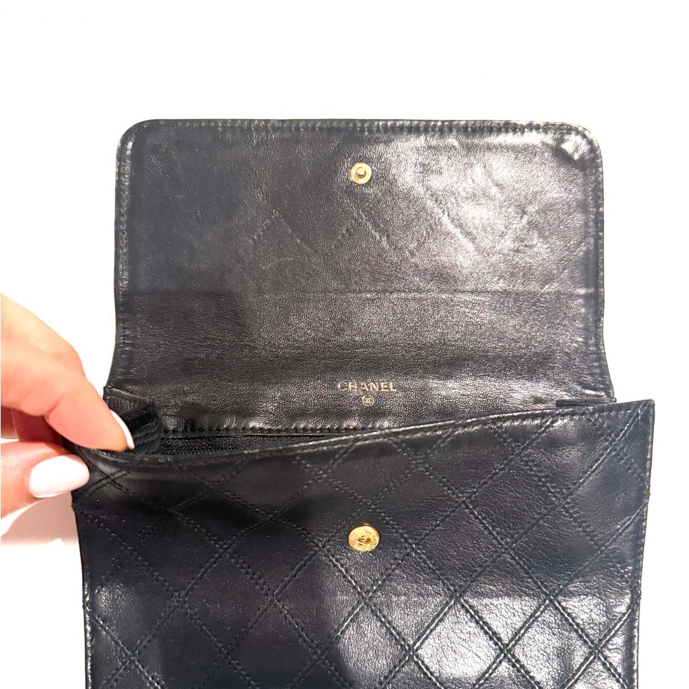 Chanel Black Quilted Leather Pouch - Picture 3 of 14